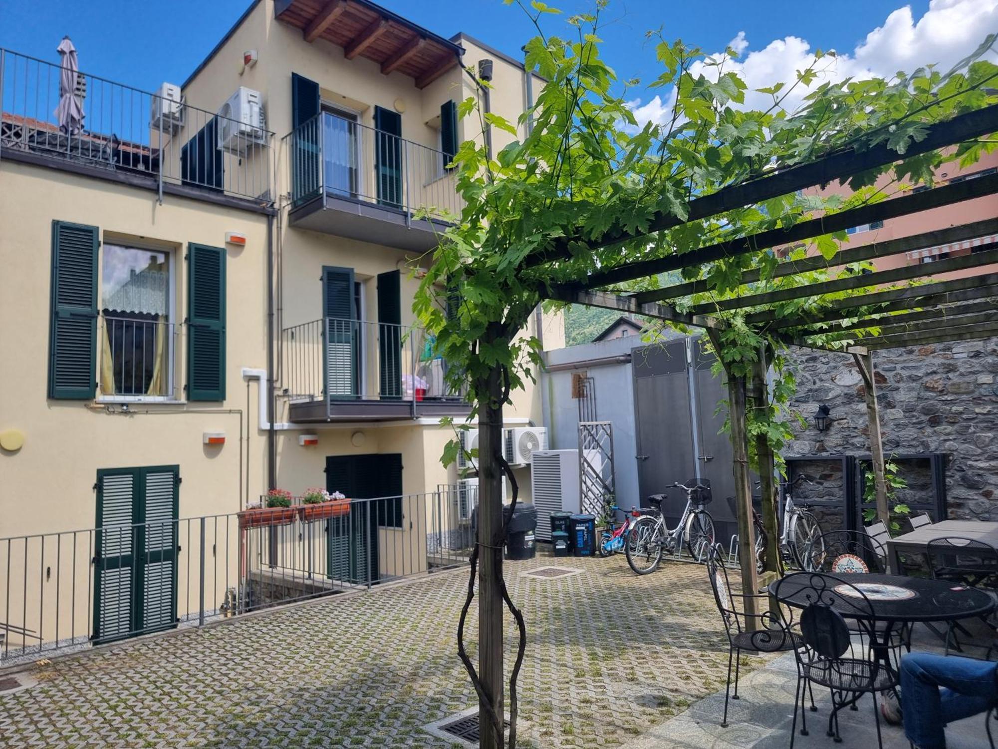 Residenze Lariane Apartment Colico Exterior photo